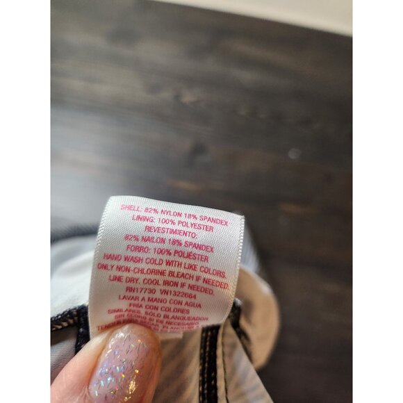 Ingrid & Isabel Maternity Black & White Strappy Back‎ Tankini Swim Top Small - Picture 4 of 7